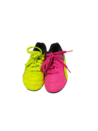 Used Puma Soccer Cleats Pink Youth 13.5 11834-S000046102