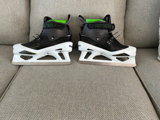 Bauer Konekt Goalie Skates – Size 9 (Fits 9–9.5) – Good Condition
