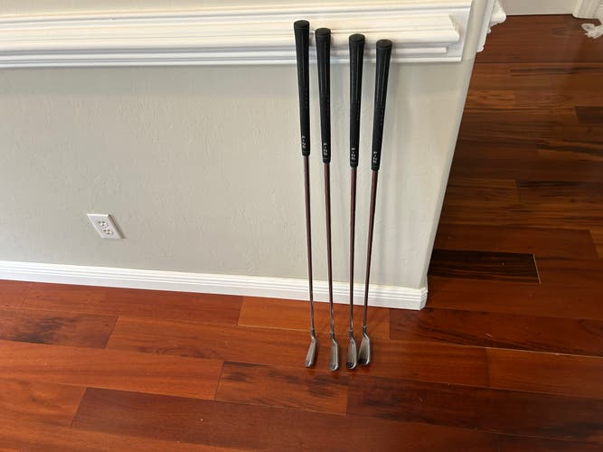GREAT CONDITION* Ping G25 Green Dot Iron Set 6-9 Lefty Steel Shaft Reg Flex CFS