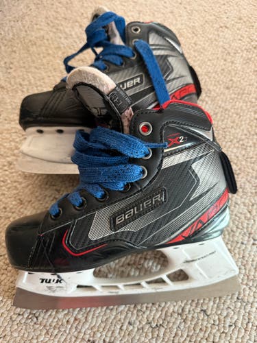 Bauer Vapor X2.7 Hockey Goalie Skates Regular Width 13 (Used)