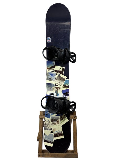 160cm Oxygen AL Snowboard W/ Burton Freestyle Bindings
