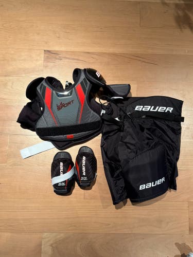 Medium Youth Bauer Lil Sport Shoulder Pads (Used)