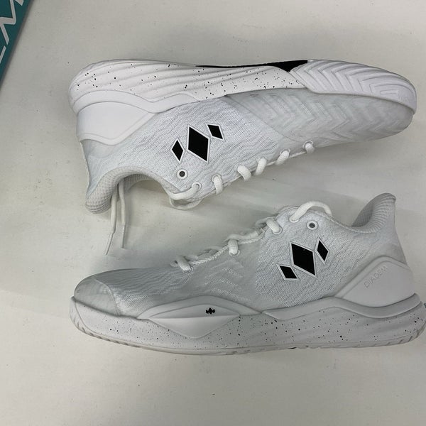 Womens Diadem Court Burst White/Black Sz. 7.5