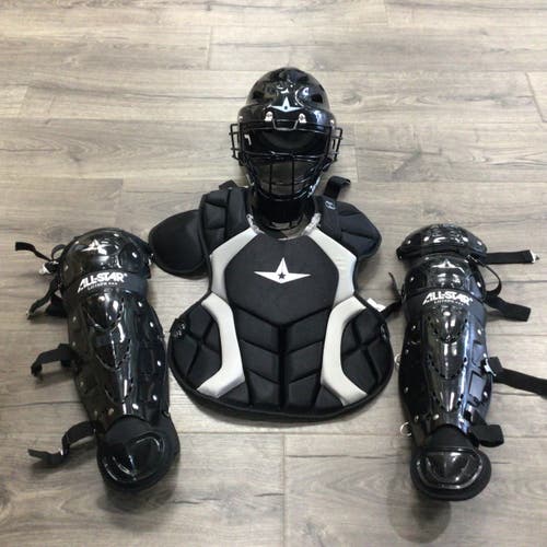 Black All Star Player's Series Catcher's Set Age 7-9(Used)