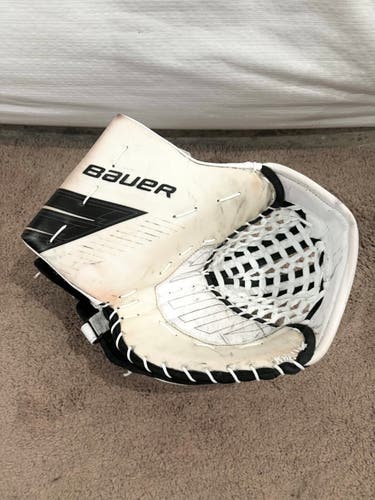 Bauer Supreme Ultrasonic Regular Pro Stock goalie glove