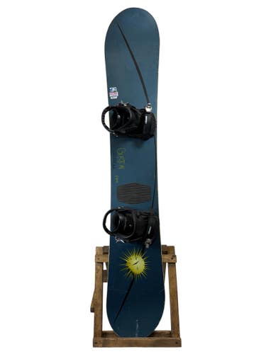 164cm Burton Twisted Snowboard W/ Salomon Force Bindings