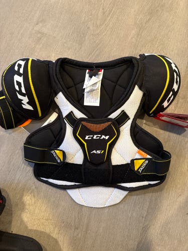 Large Youth CCM Super Tacks AS1 Shoulder Pads (New)