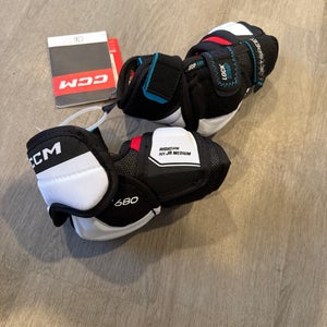 Junior Medium CCM JetSpeed FT680 Elbow Pads (New)