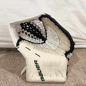 Bauer Supreme Ultrasonic Regular Pro Stock goalie glove