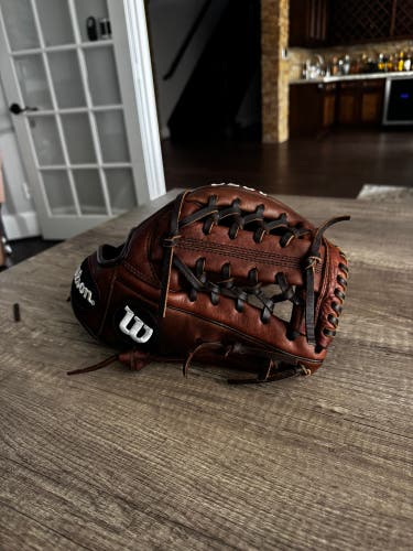 Wilson A950 RH Baseball Glove 11.75" (New)
