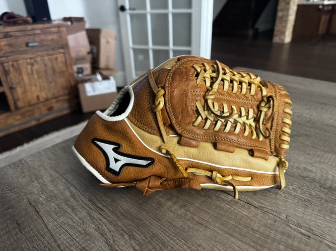 Mizuno Franchise RH Baseball Glove 12" (Used)