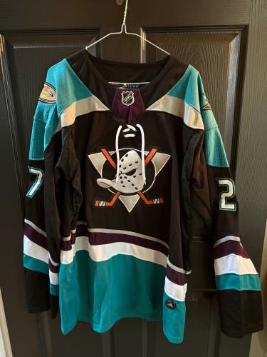 Black Size 54 Men's Adidas Jersey (Used)