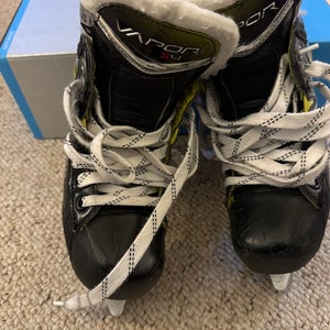 2023 Bauer Vapor X4 Hockey Skates 12 (Used)