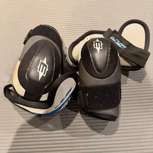 Youth Medium Easton  Elbow Pads (Used)