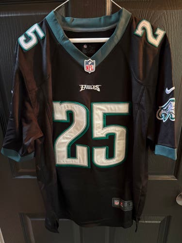 Black Small Men's Nike Jersey (Used)