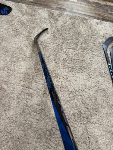 Senior CCM Ribcor Trigger 7 Pro Left Hand Hockey Stick P28M 70 Flex Pro Stock (New)