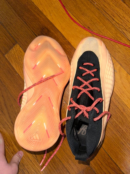 Men's Size M 6.5 (W 7.5) Adidas Dame 7 Shoes (Used)