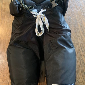 LIKE NEW Junior Large CCM Vector Premier Hockey Pants (Used)