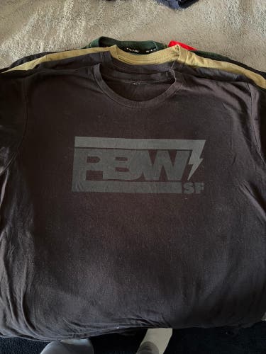 Pelican Bat Wax Black Medium/Large Men's Shirt (Used)