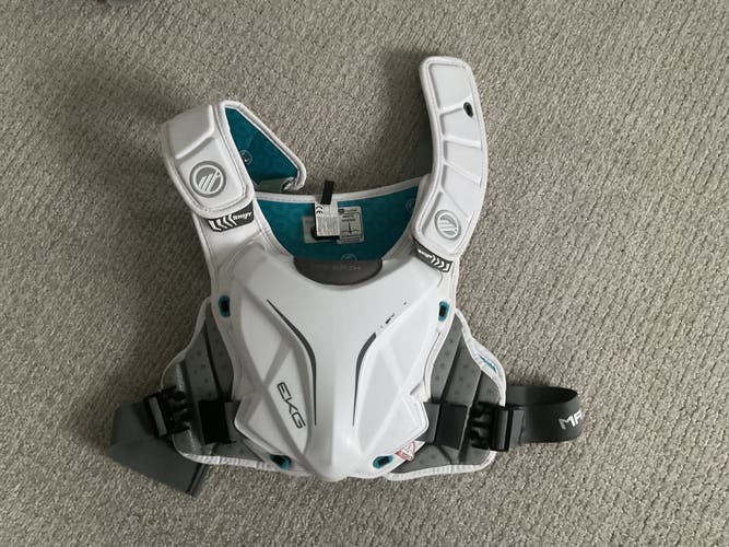 Medium/Large Adult Maverik Shift Shoulder Pads (New)