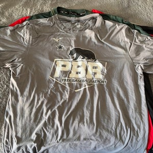 Gray Large Men's Mizuno Shirt (Used)