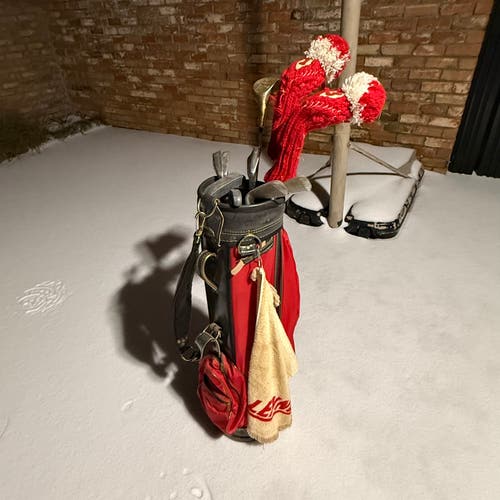 Vintage Northwestern Golf Clubs With Vintage 80s Superlite Golf Bag