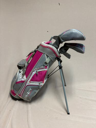 Junior Top Flite Right Handed Clubs (Full Set) Junior 5 Pieces (Used)