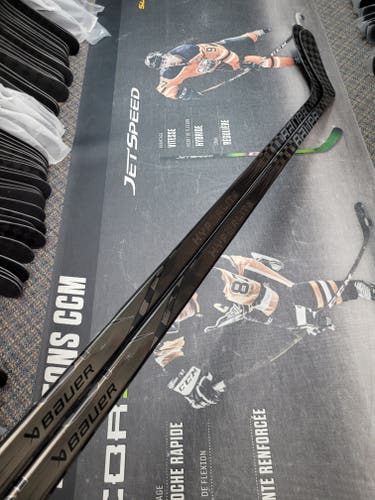 2 PACK | P92 | 102 Flex NEW! Senior Bauer Vapor Hyperlite 2 Left Hand NHL Hockey Stick Pro Stock