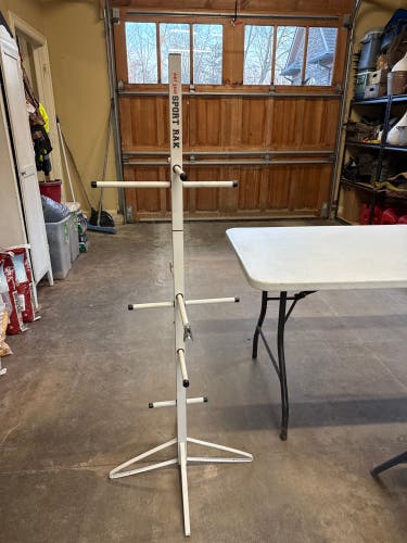 (Used)wet gear sport rack  drying rack