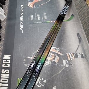 2 PACK | P29 | 80 Flex NEW! Senior CCM JetSpeed FT8 Pro Left Hand NHL Hockey Stick Pro Stock