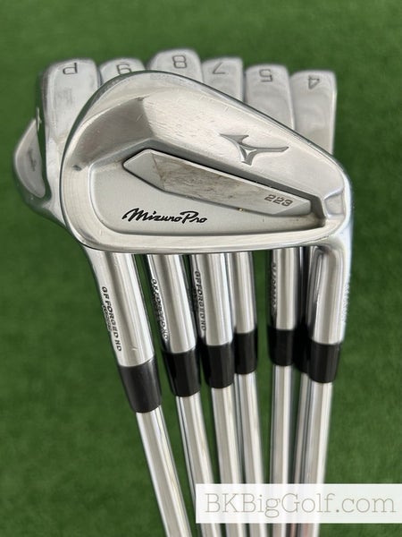 Mizuno Pro 223 Forged Iron Set 4-P / True Temper AMT White Extra Stiff