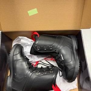 M8trix Snowboard Boots (New)