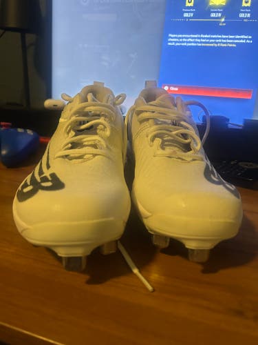 White Men's Size M 7.0 (W 8.0) Youth New Balance 4040 Low Top Metal (New)