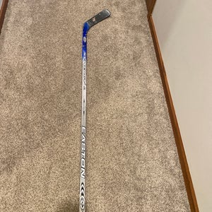 Easton Synergy SL RH Hockey Stick Heatley Pattern 85 Flex