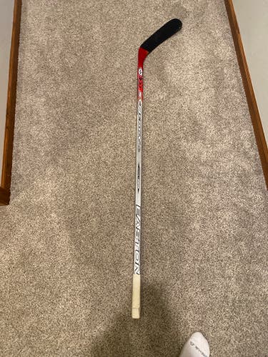 Easton Synergy SL Grip RH 65 Flex (Used)