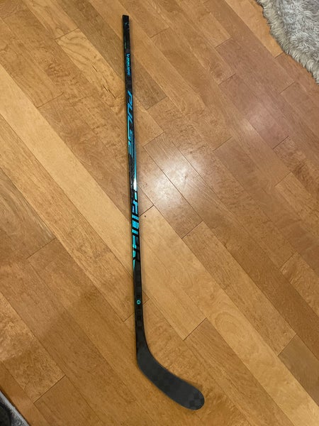 Senior Bauer Pulse Left Hand Hockey Stick P28 70 Flex (New)