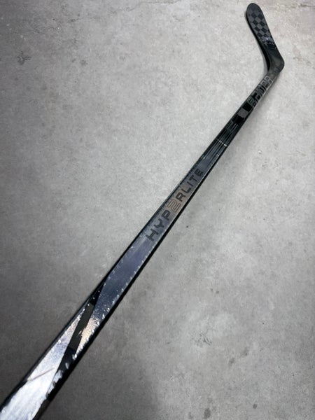 70 Flex P28 Senior Bauer Vapor Hyperlite 2 Left Hand Hockey Stick Pro Stock (Restored)