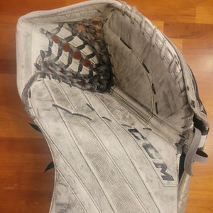 CCM Extreme Flex 5.9 Regular (Used)