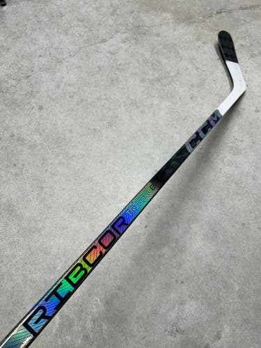 75 Flex P29 Senior CCM Trigger 8 Pro Left Hand Hockey Stick (Restored)
