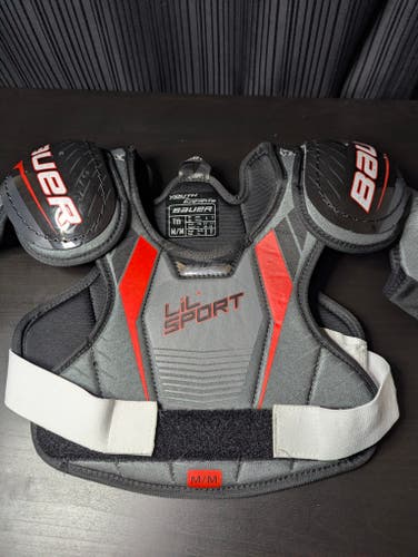 Medium Youth Bauer Lil Sport Shoulder Pads (Used)