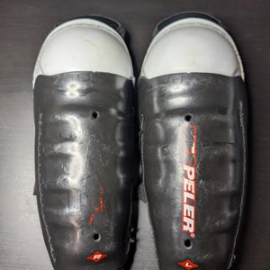 Youth Hespeler Shin Pads (Used)