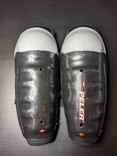 Youth Hespeler Shin Pads (Used)