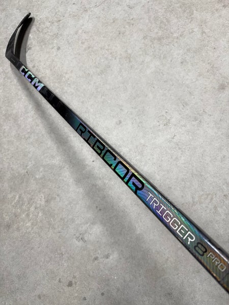 60 Flex P29M Senior CCM Trigger 8 Pro Left Hand Hockey Stick (Restored)