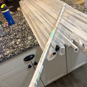 Senior Bauer Vapor Hyperlite 2 Left Hand Hockey Stick P92 (New)