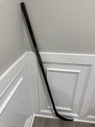 Intermediate CCM XF Ghost Right Handed Hockey Stick P29 65 Flex Pro Stock (New)
