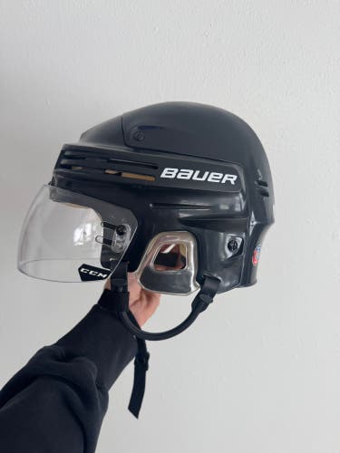 Large Bauer 4500 Helmet (Used)