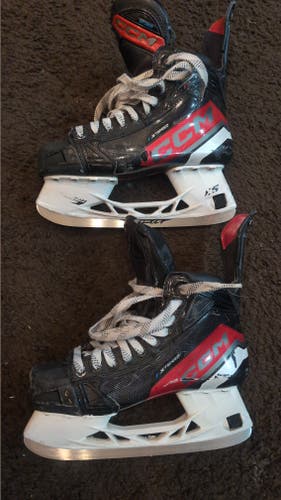 2024 CCM JetSpeed FT6 Hockey Skates 7 (Used)