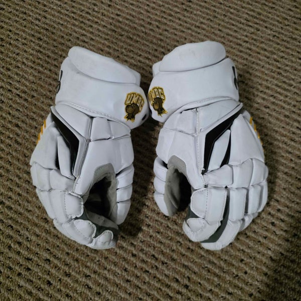 UMBC Under Armour Engage 2 Lacrosse Gloves
