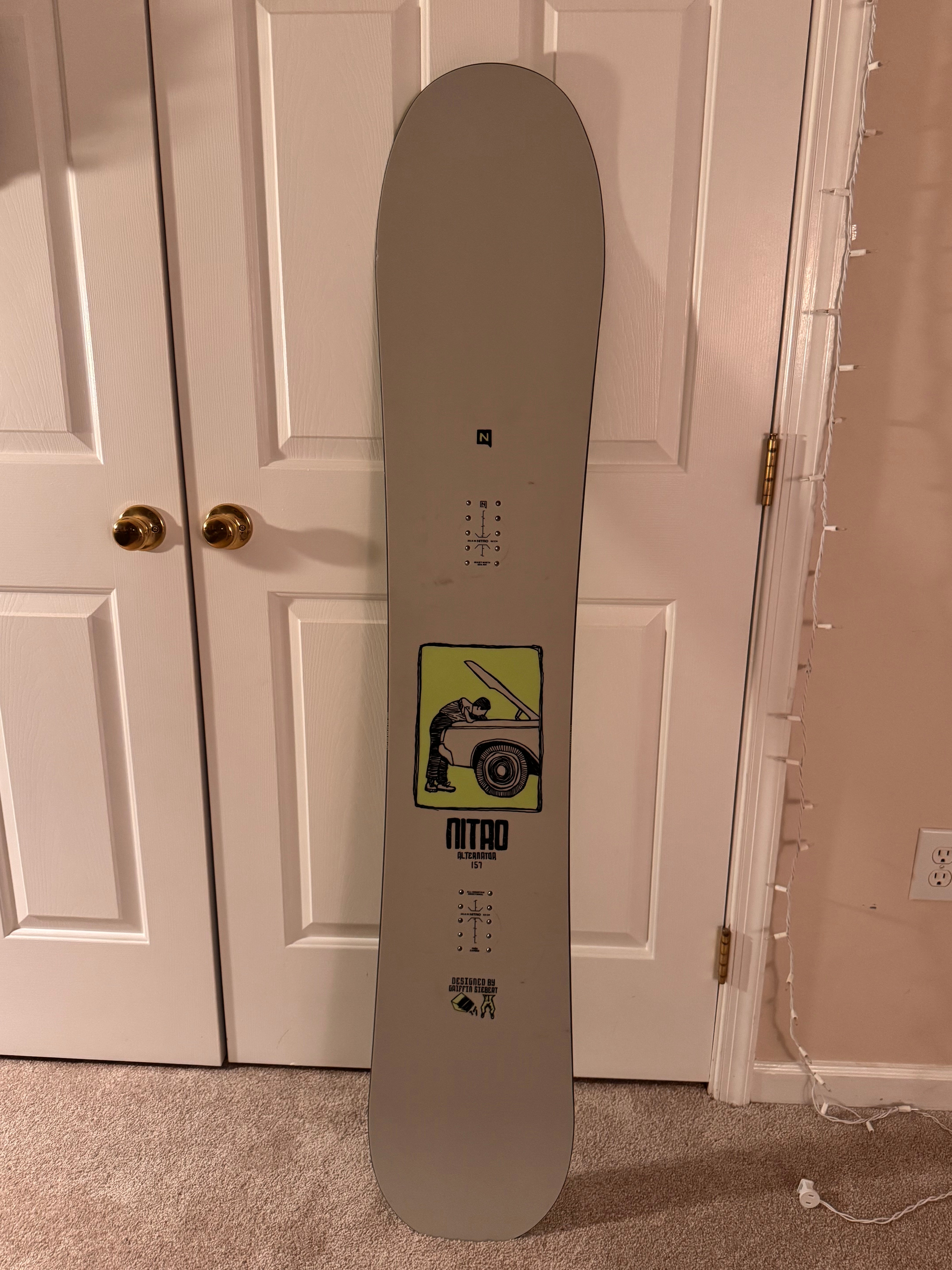 Men's Nitro Alternator Snowboard All Mountain Without Bindings