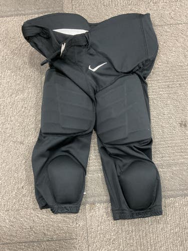 Used Nike Youth FB Integrated Pants Black SM 11614-S000230408